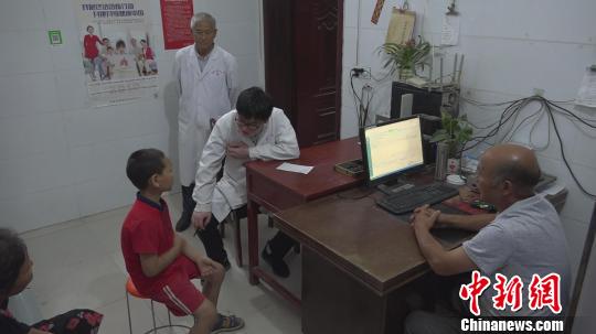 Collective Resignation of Doctors in Tongxu Village, Henan Province Continued: The subsidy for non-stop clinic consultation has been put in place.