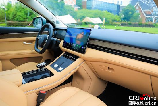 Family car new experience AITO ask the world M7 Shanghai owners officially delivered _fororder_image003