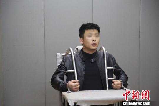 Online celebrity male anchor creates a "gentle trap". Many female fans lose both money and money.