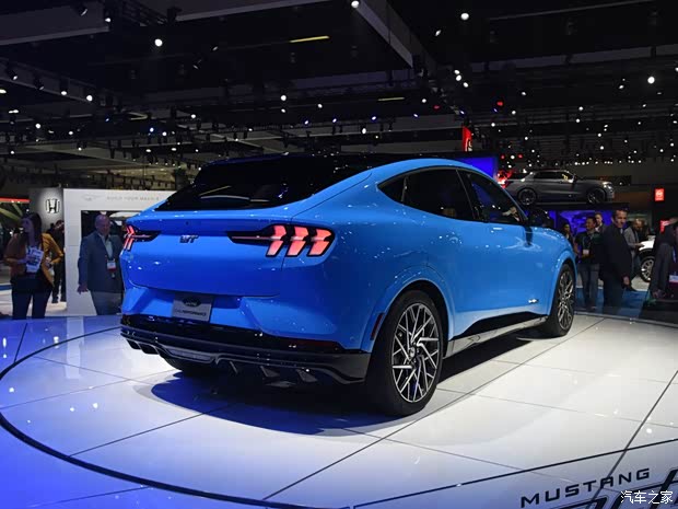 Ford (imported) Mustang Mach-E 2020 Premium with long battery life and all-wheel drive